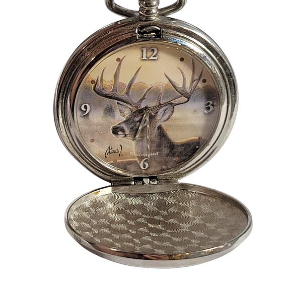 Vintage Wildlife Pocket Watch with Deer Art Design, 14" Chain, Silver-Tone Works - Picture 11 of 14